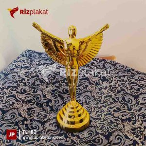 piala logam bumn