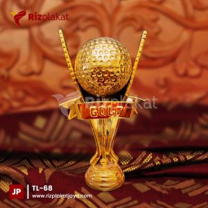 piala logam perusahaan