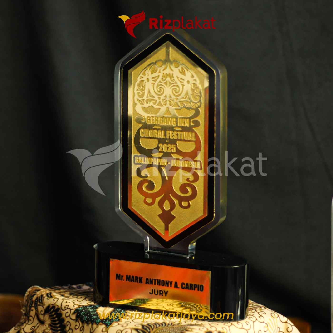 Plakat Fiber Eksklusif Gerbang IKN