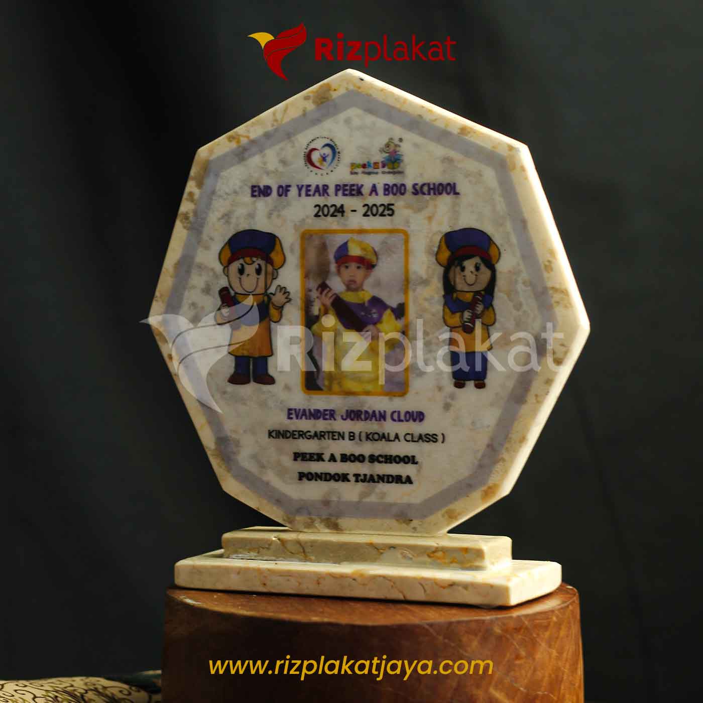 Plakat Marmer Kelulusan Anak